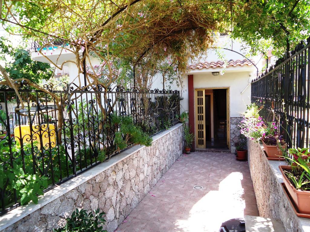 Bed and Breakfast Ciuscia Calatabiano Esterno foto