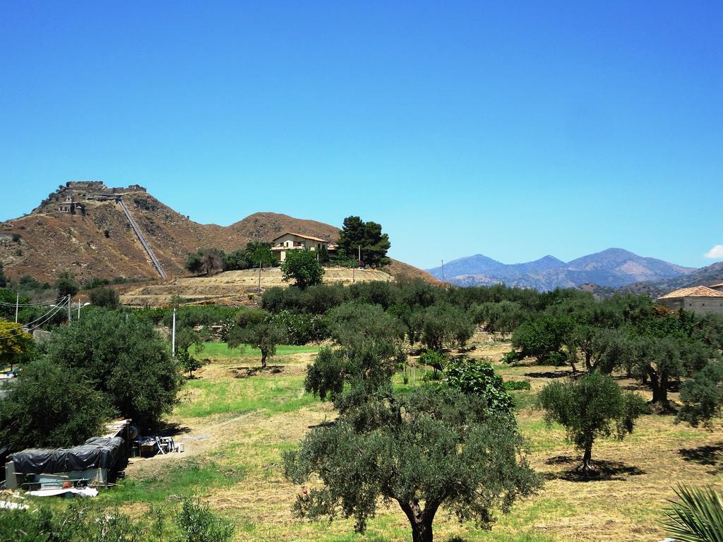 Bed and Breakfast Ciuscia Calatabiano Esterno foto